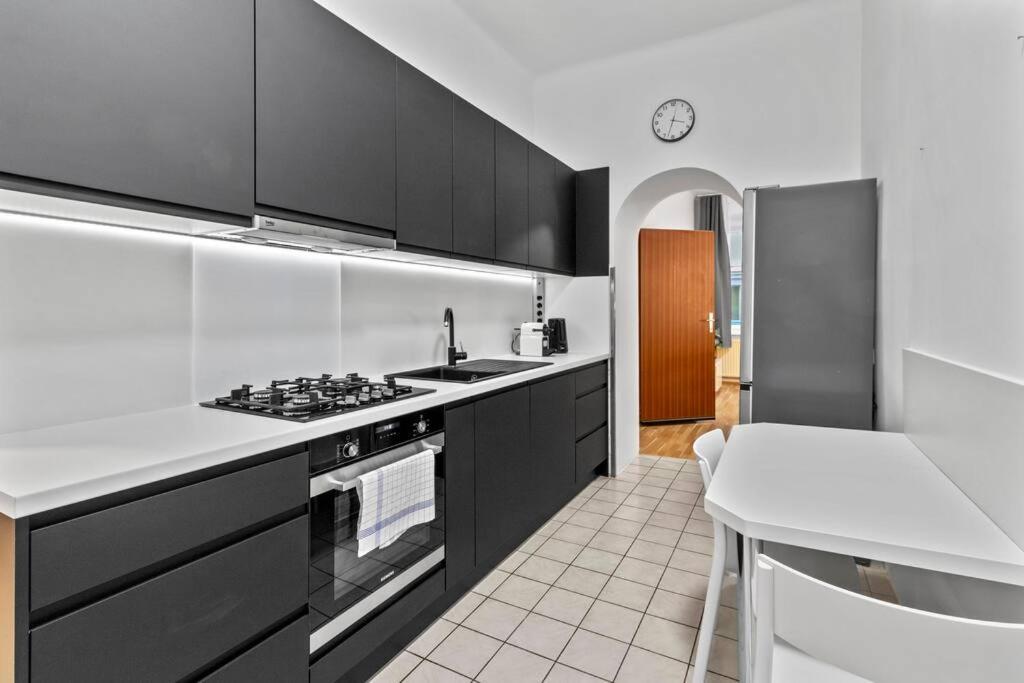 Modern Apartment Close To Center - 2Br Viena Exterior foto